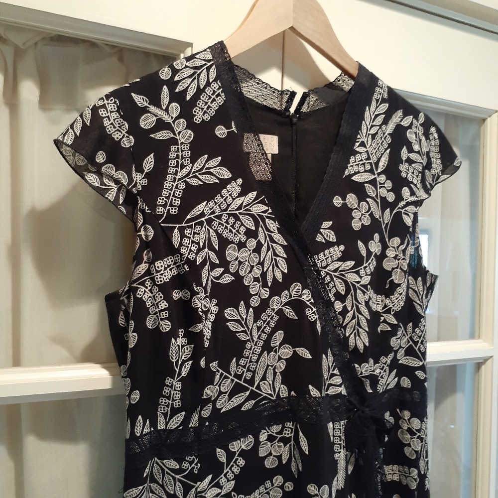 Black and white Sigrid Olsen dress with lace edging